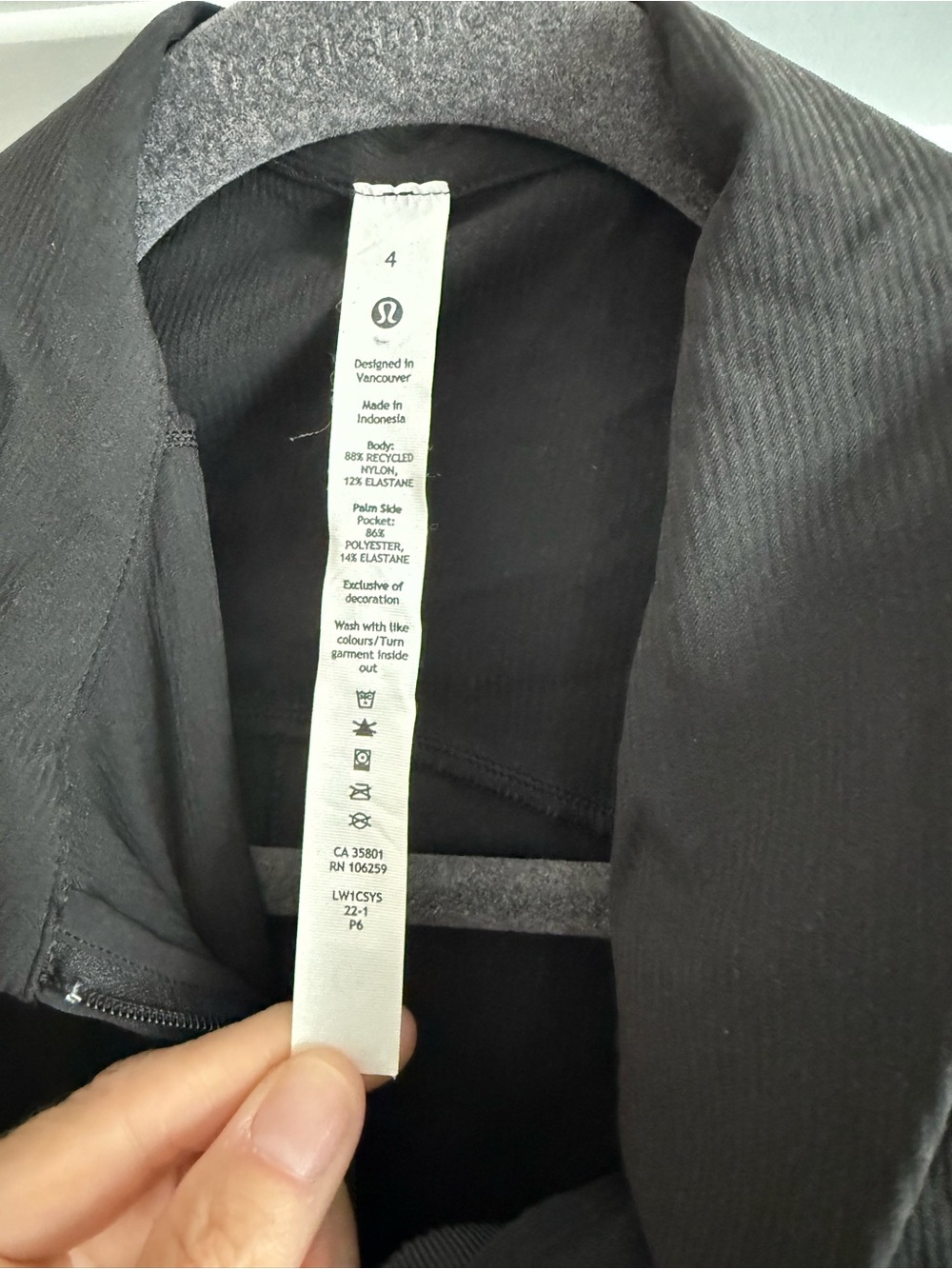 lululemon athletica Men’s Black Lightweight Jacket